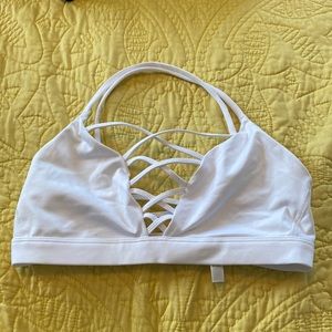 Vs sports bra size small